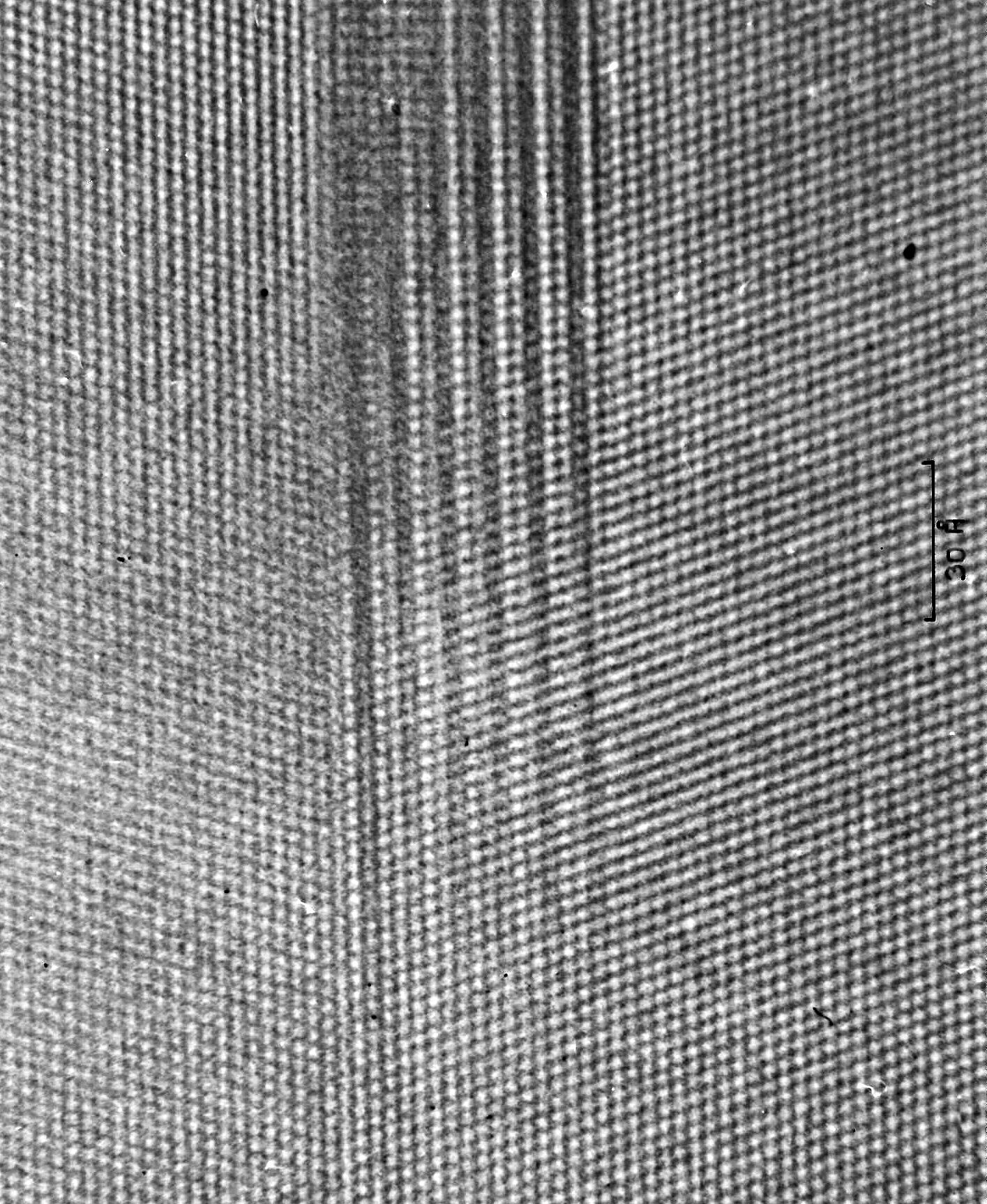 Defects in EFG ribbons; HRTEM