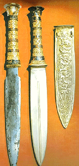 Tutanchamun's daggers