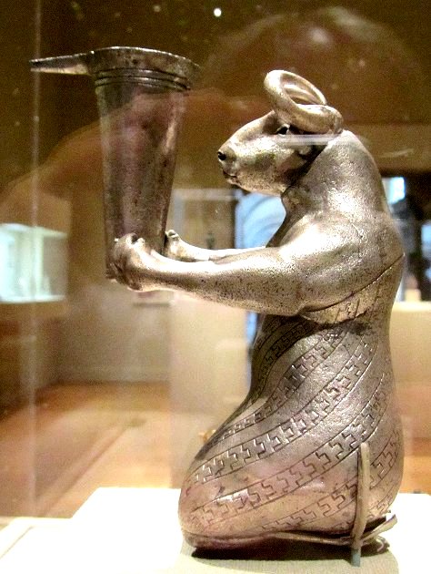 Silver bull; arounf 3.000 BC