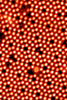 Silicon atoms with STM