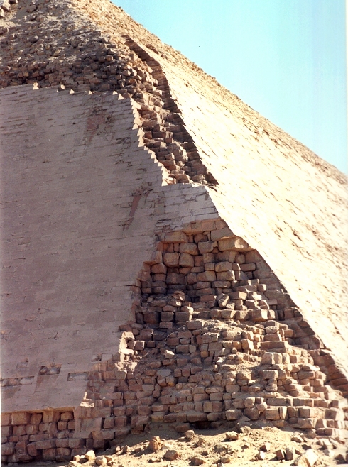 Bent pyramid in Dashoor