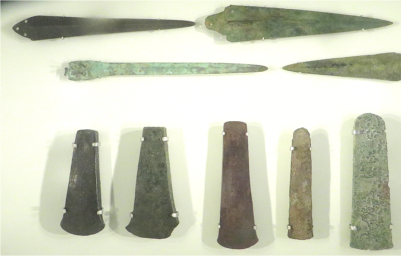 Israel museum; bronze objects