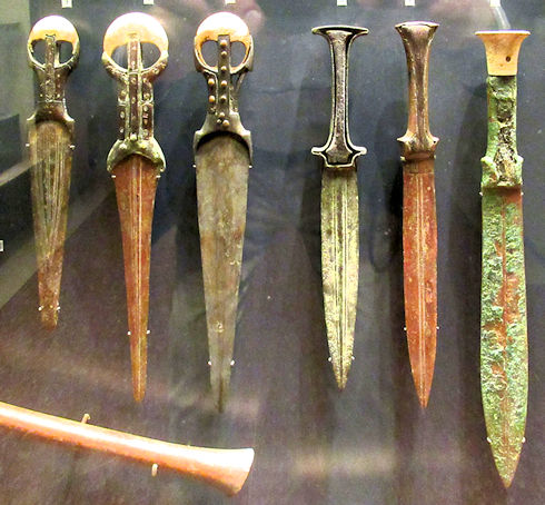 Egyptian bronze daggers