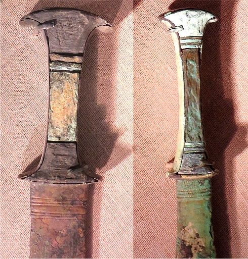 Uluburun shipwreck; daggers