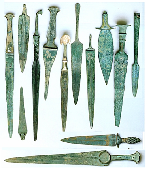 Luristan bronze weapons